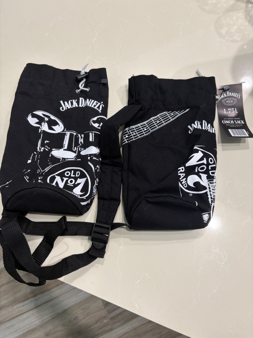 2 Jack Daniel's Black Drawstring Cinch Sack - Old No. 7 Graphic 1.75L